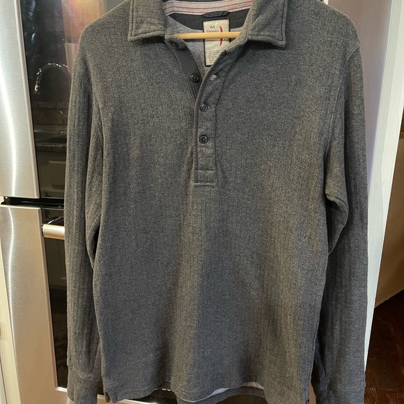 Mens RELWEN 1/4 button long sleeve shirt, size medium - Picture 1 of 3